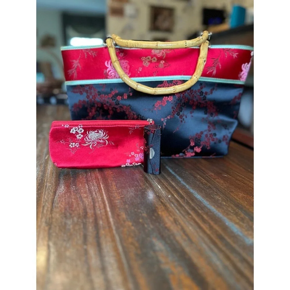 Asian Floral Purse Bamboo Handle Sachtel Red & Black by Yans NY with Accessories